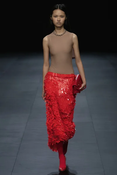 Look 29
